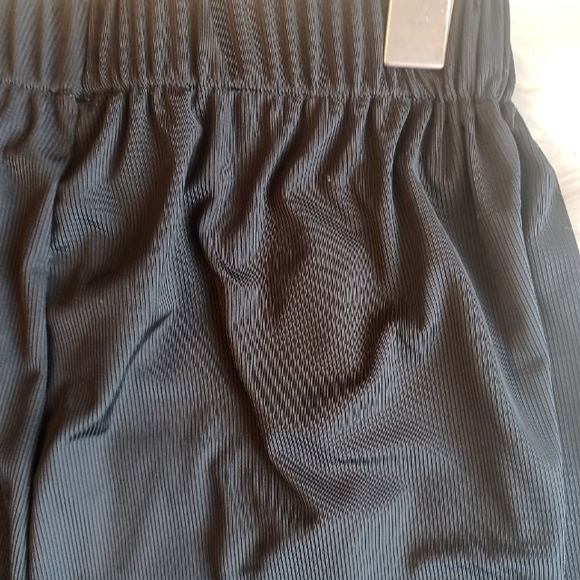 Black wide leg pants - Picture 10 of 11